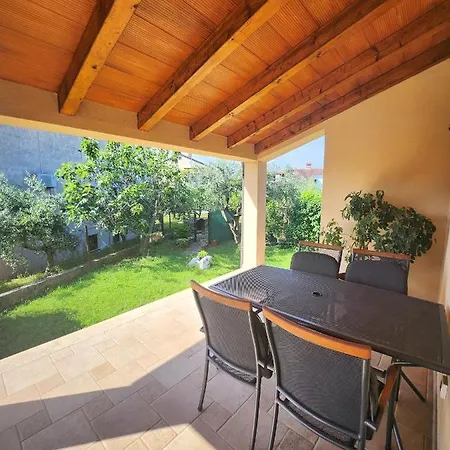 Draga 1695 דירה *