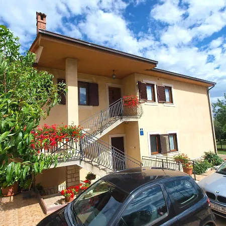 Апартаменти Draga 1695 Пореч